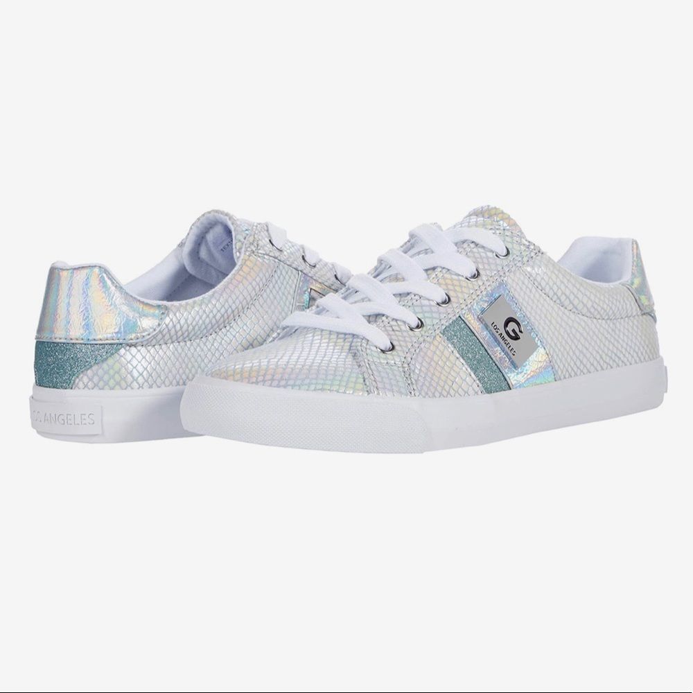GBG Los Angeles Iridescent Silver Low-Top Sneakers